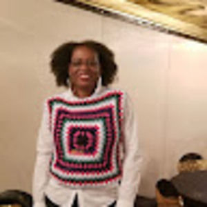 Meet your Posher, Roxanne